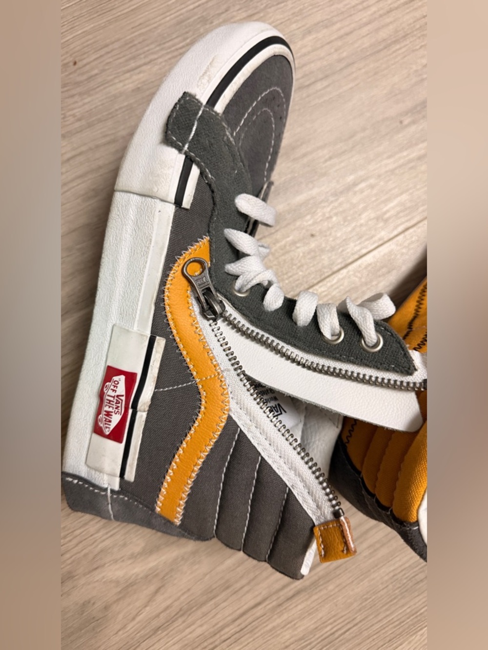Vans Cream and White Canvas High-Top Sneaker us Men 5 / us women 6.5 - Picture 7 of 10